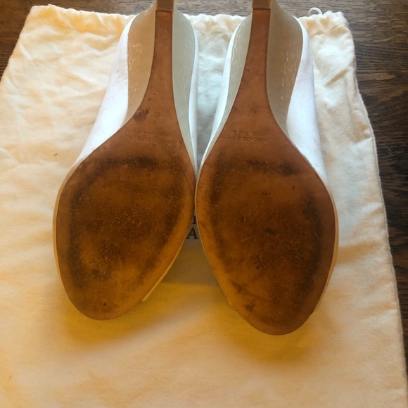 Badgley Mischka satin wedges - Picture 3 of 4